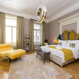 https://opletalova-apartments.praguehotelsweb.com